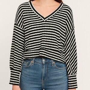 Altar'd State Women's Black White Striped V-Neck Ribbed Cropped Top S